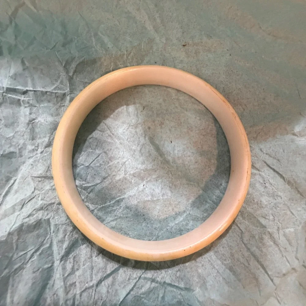 Vintage Butterscotch Yellow Resin Bangle Bracelet‎ Chunky Domed Retro Stacking